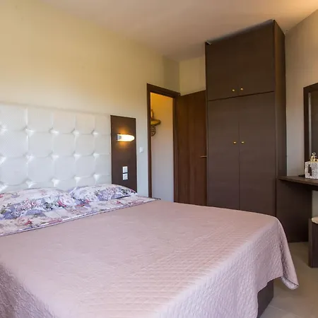 Casa Lyristis Daire *